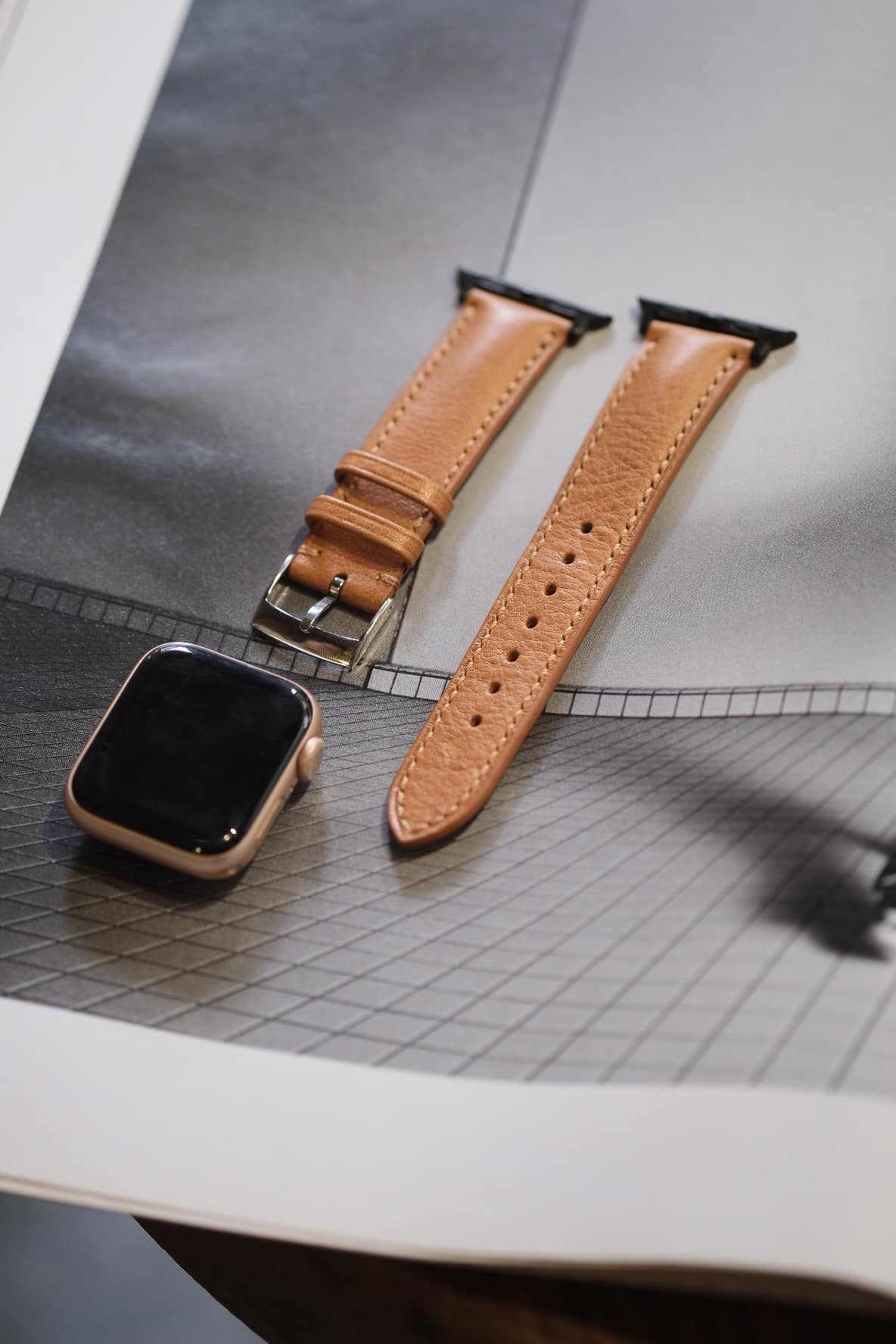apple-watch-handmade-leather-1