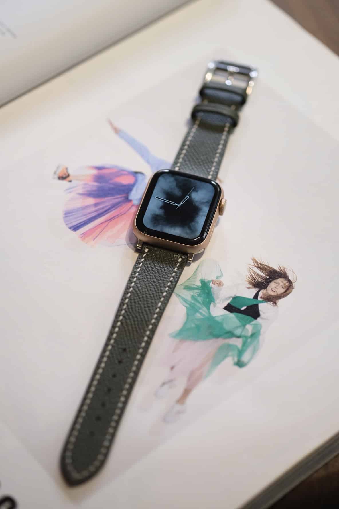 apple-watch-handmade-leather-2