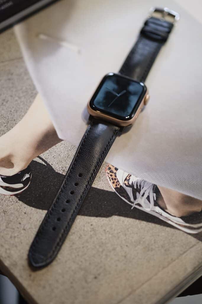 apple-watch-handmade-leather-3
