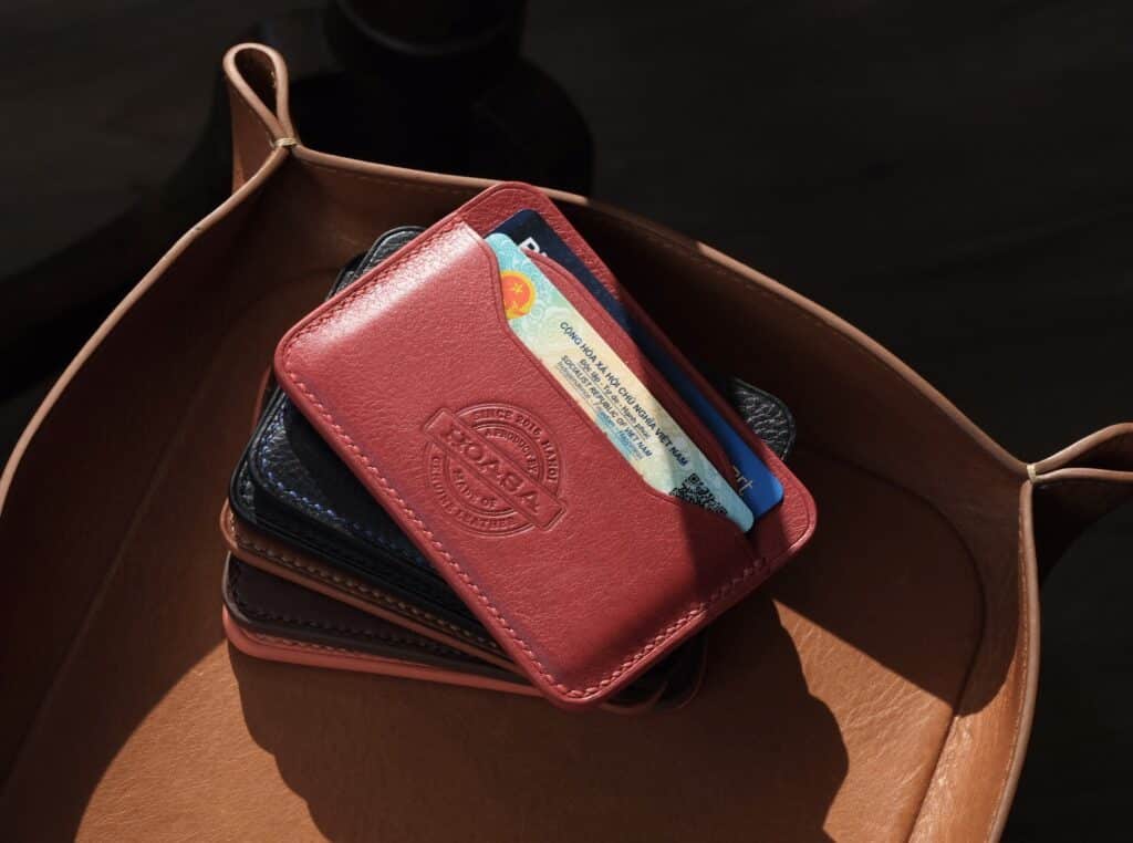leather-card-holder-23