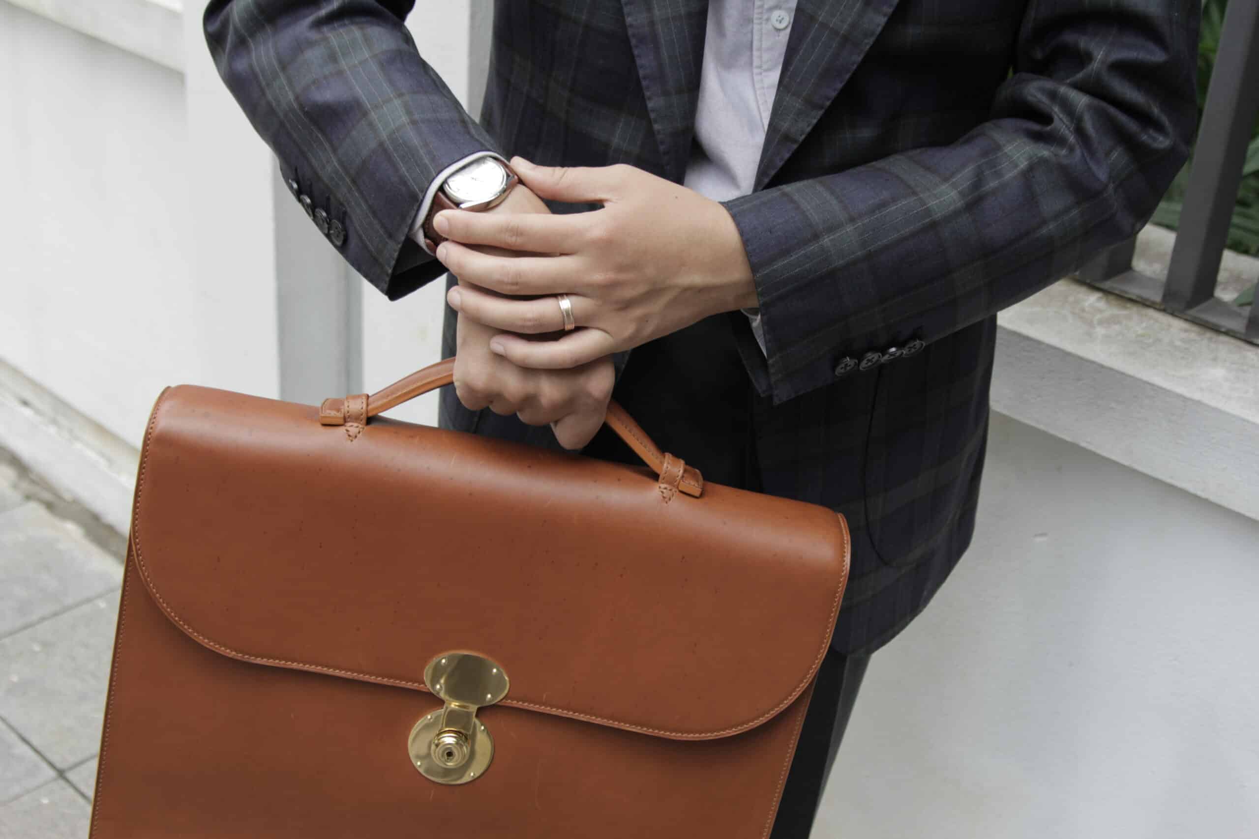 basic-satchel-handmade-leather-briefcase-1