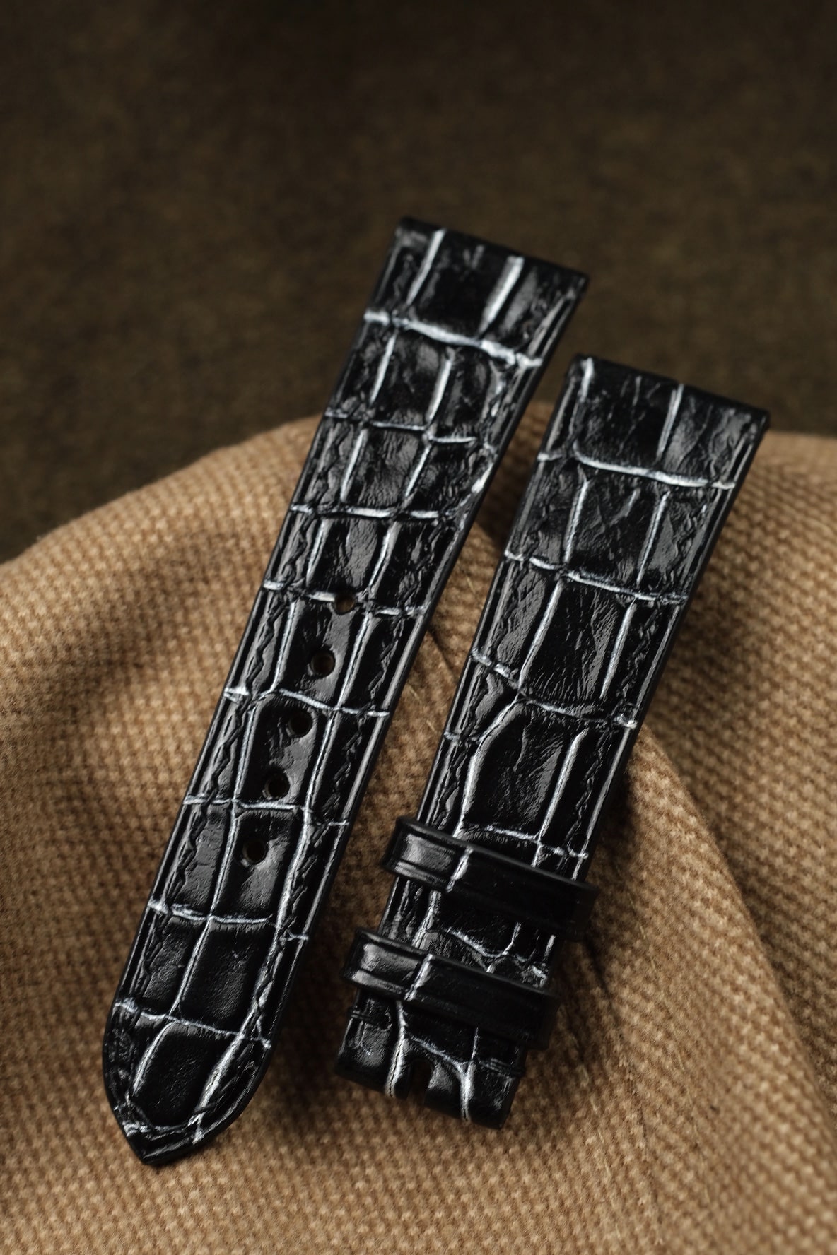 Special Edition Black & White Alligator Slim