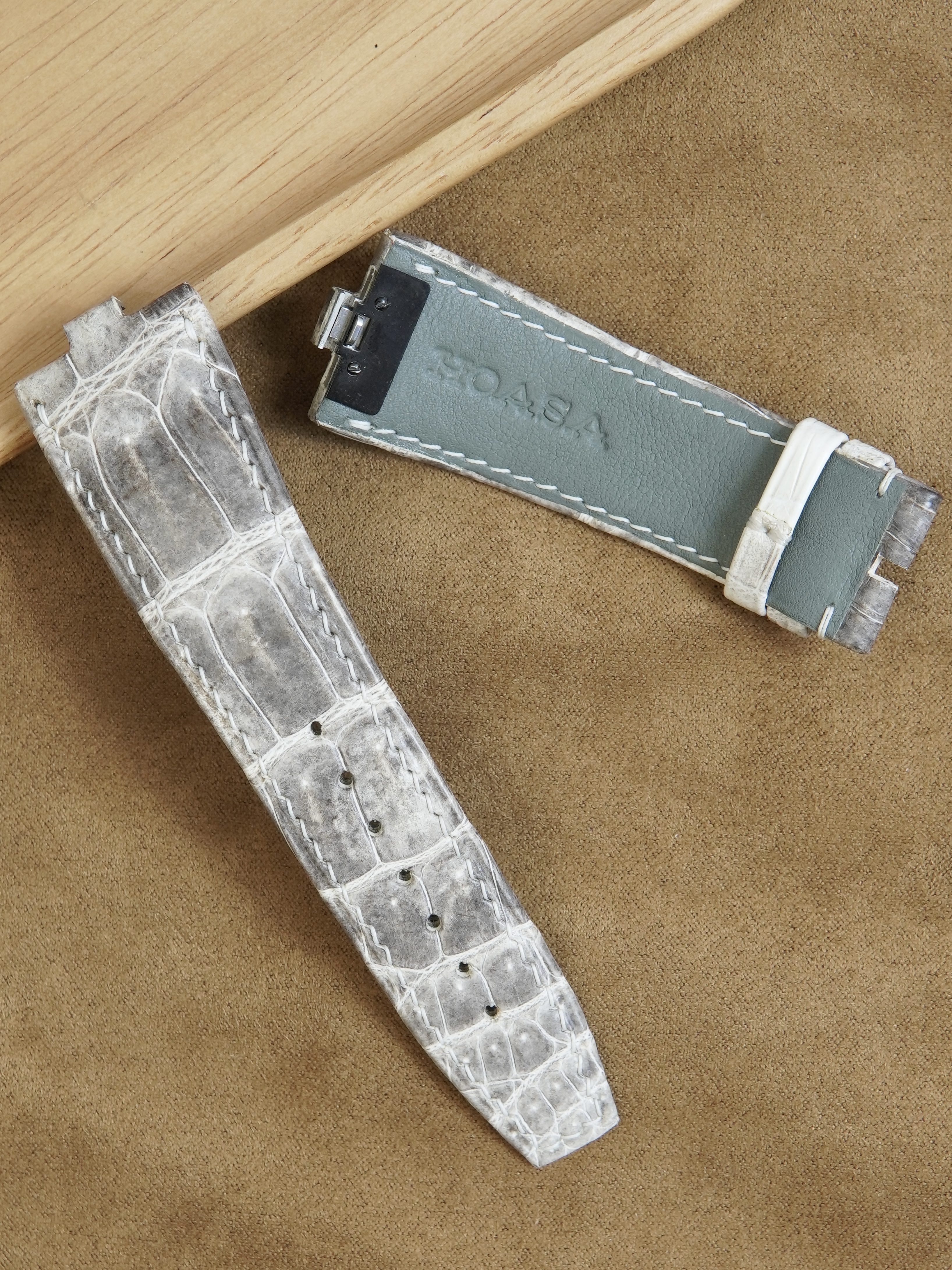 Himalayan Alligator Strap for Vacheron Constantin Overseas8