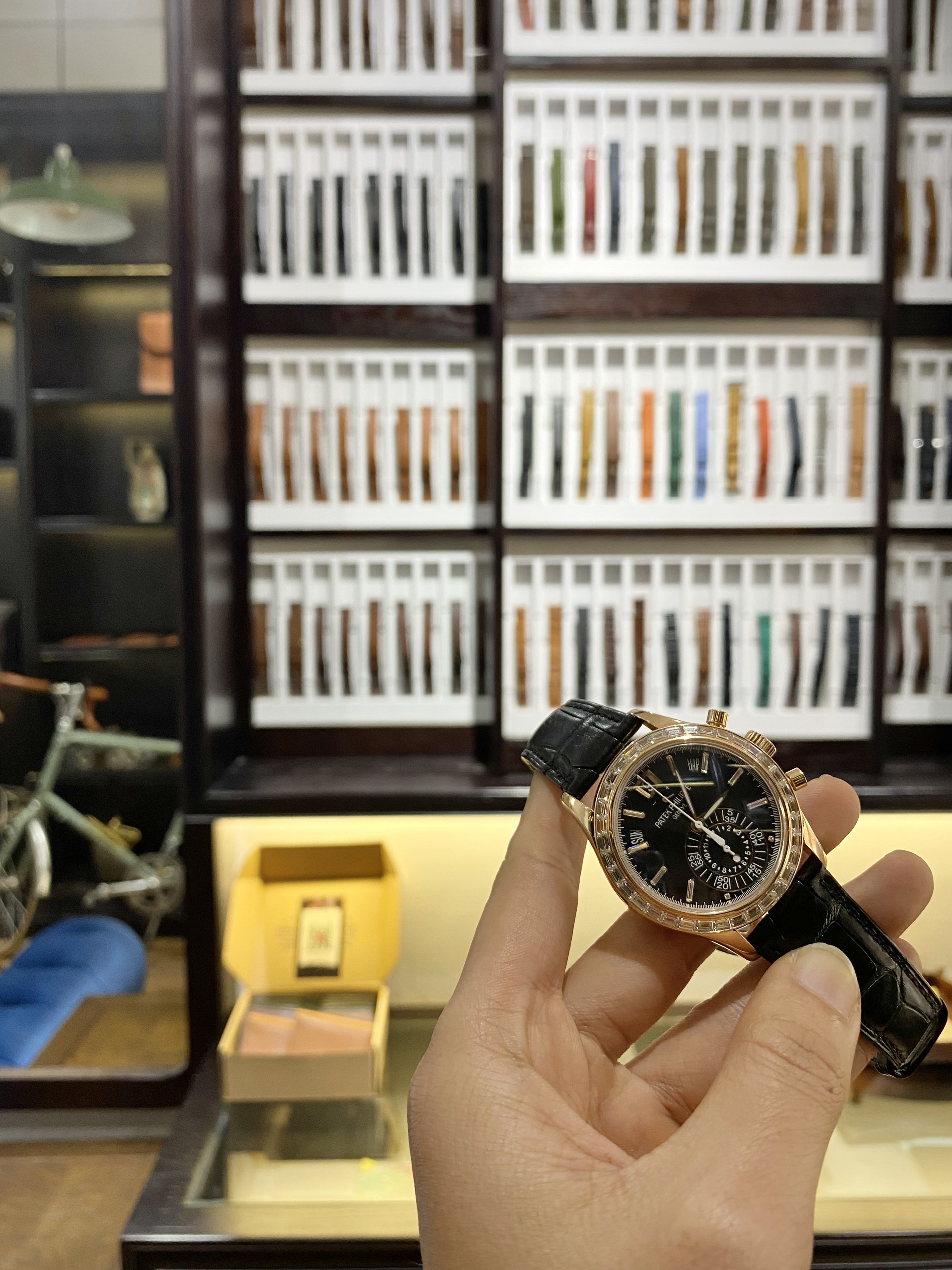 Handcrafted Watch Straps in Hanoi12