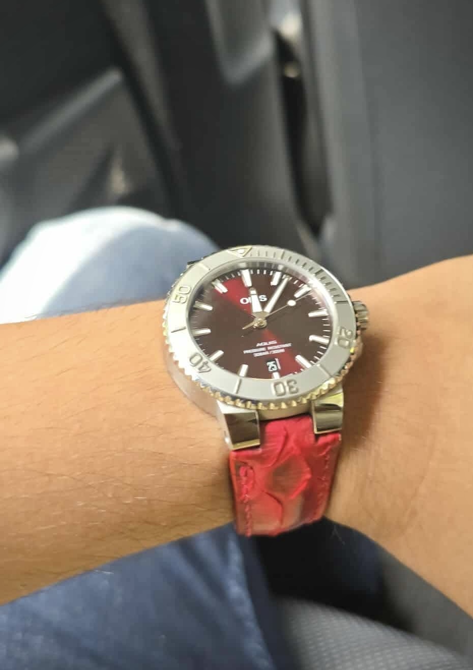 Oris Aquis Date Relief 41.5 mm12