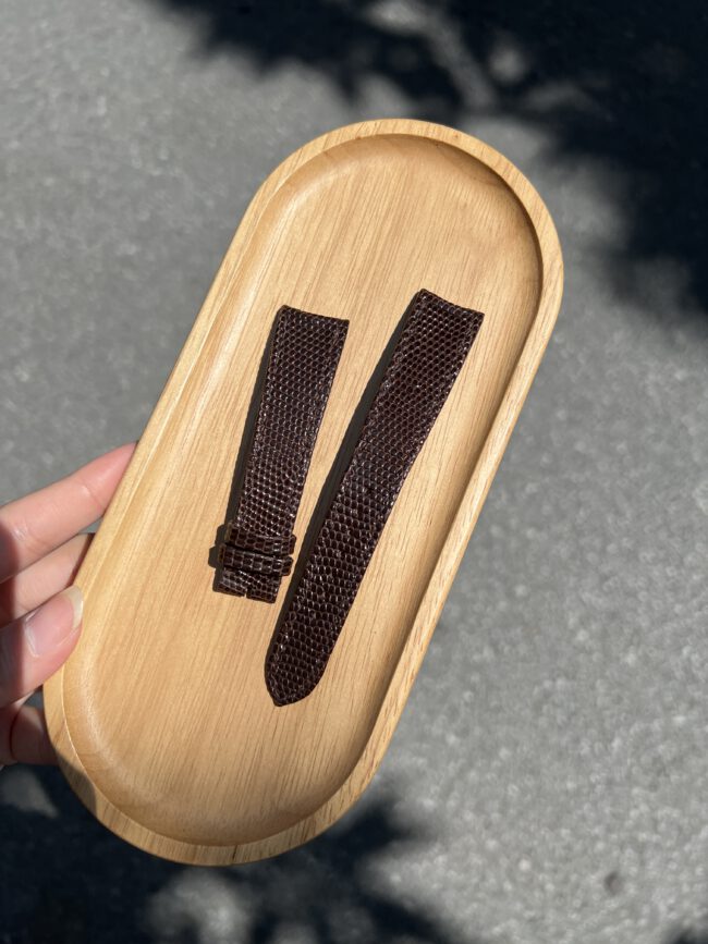 Dark Brown Lizard (Curved) Strap1