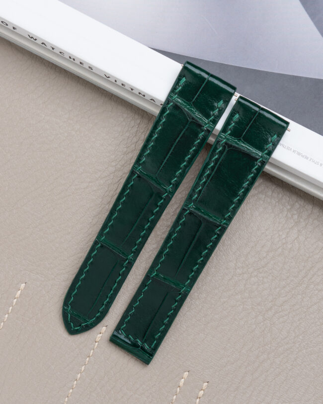 Dark Green Alligator Strap Cartier Tank Must