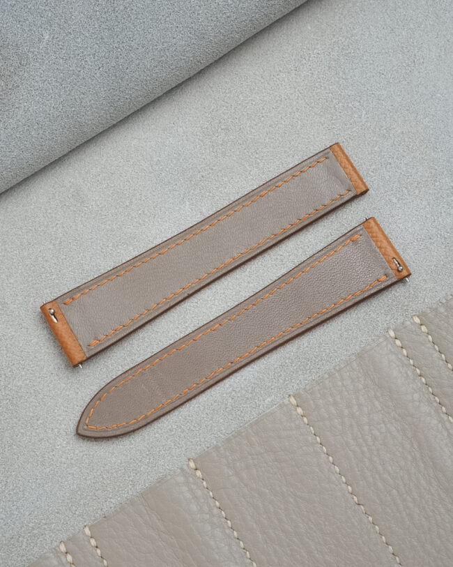 Golden Epsom Strap Cartier Tank Must2