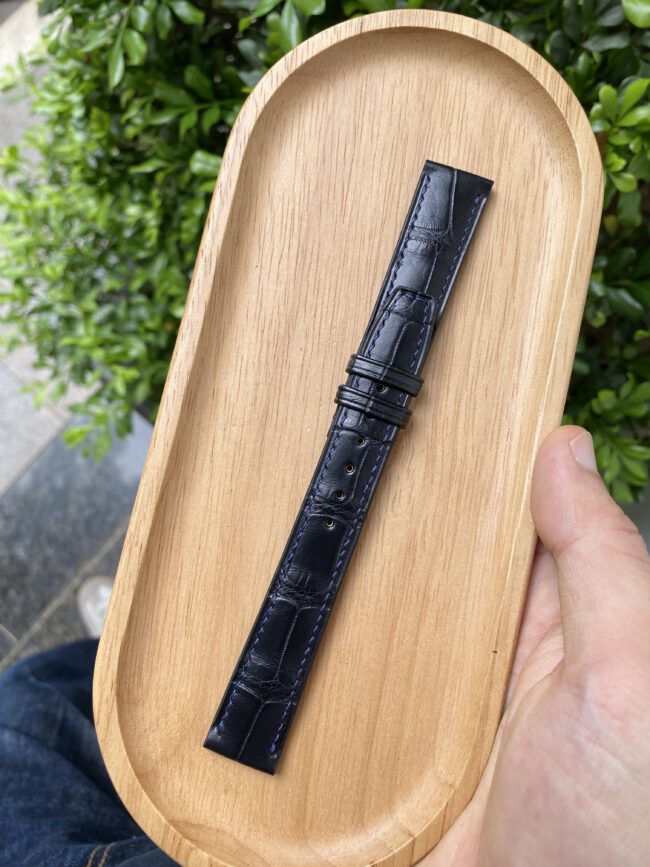 Matte Black Alligator for Cartier Tank Basculante6