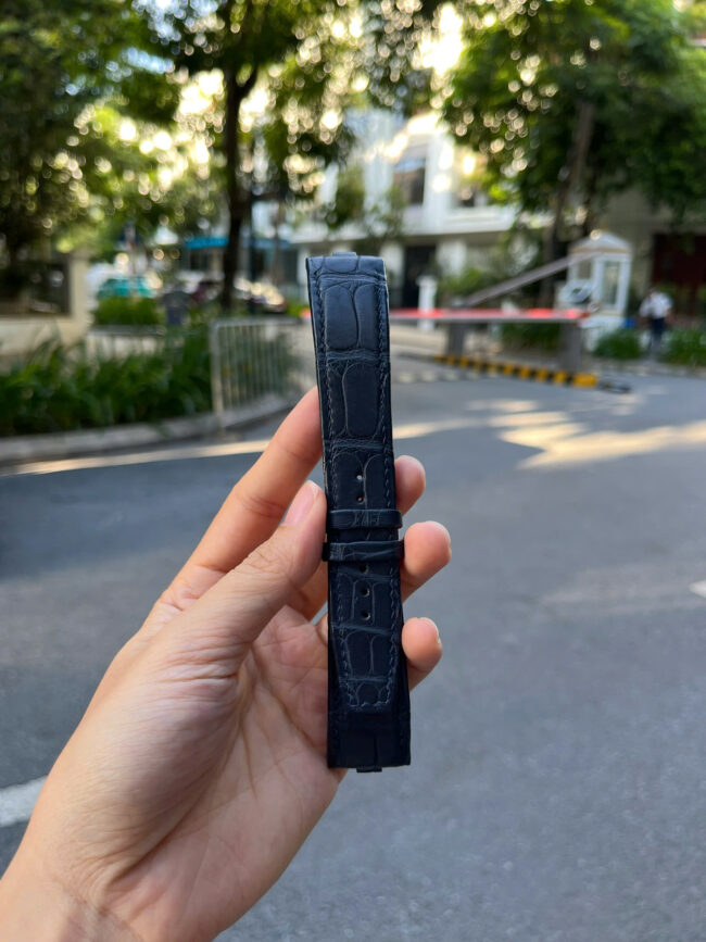 Navy Alligator Strap for Vacheron Constantin Overseas1
