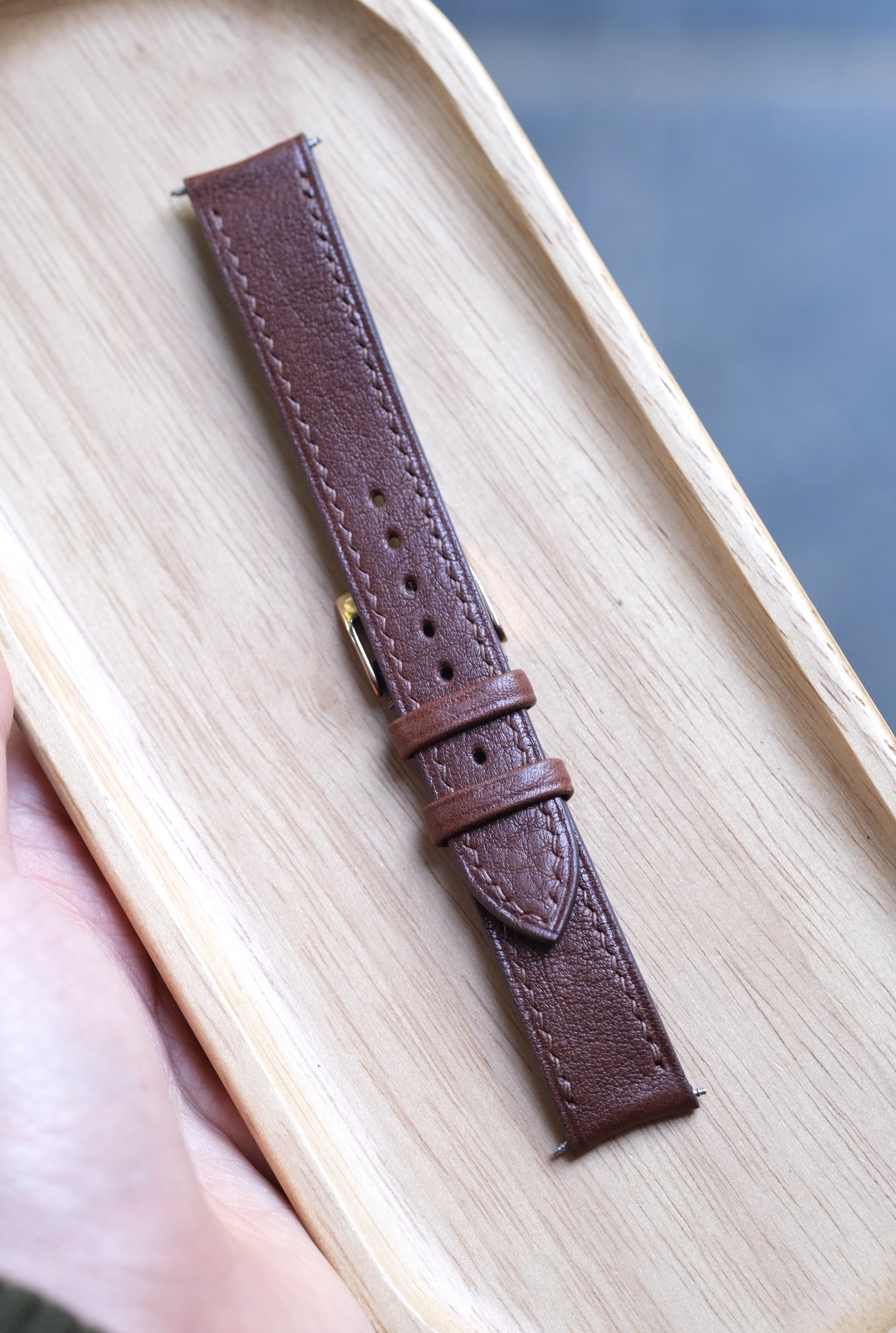 Brown Cowhide Slim Strap (Curved)1