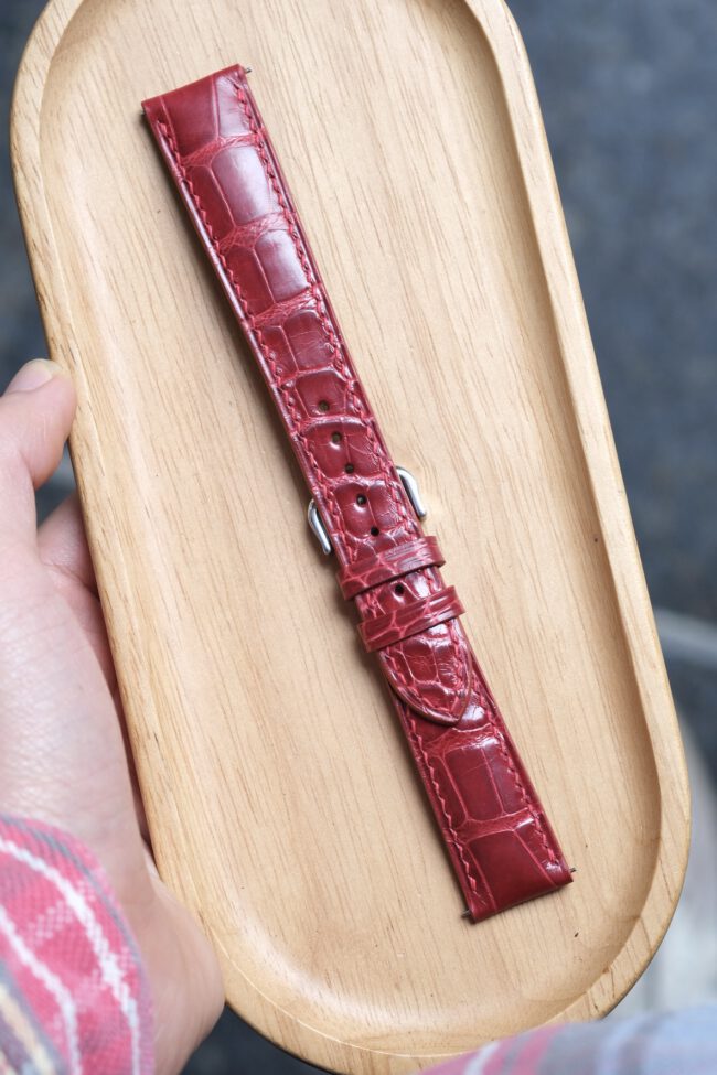 Glossy Red Alligator Strap for Cartier Tank3