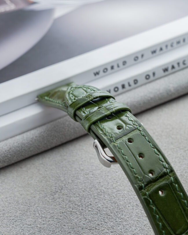 Glossy Green Alligator Signature Strap for Cartier Tank2