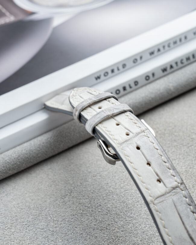 Matte Himalayan Alligator Signature Strap for Cartier Tank5