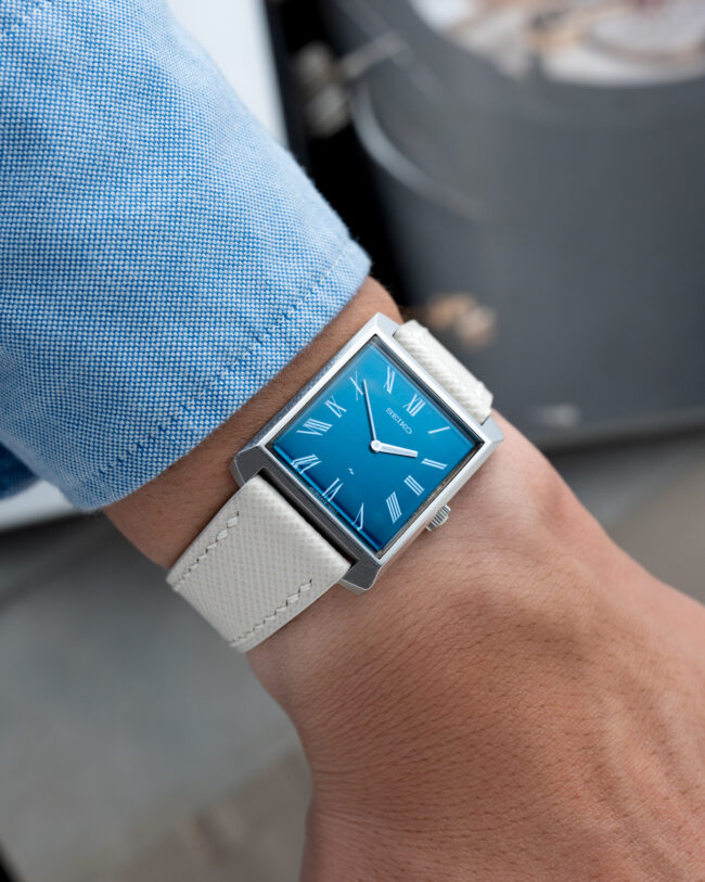 White Saffiano Slim Strap5