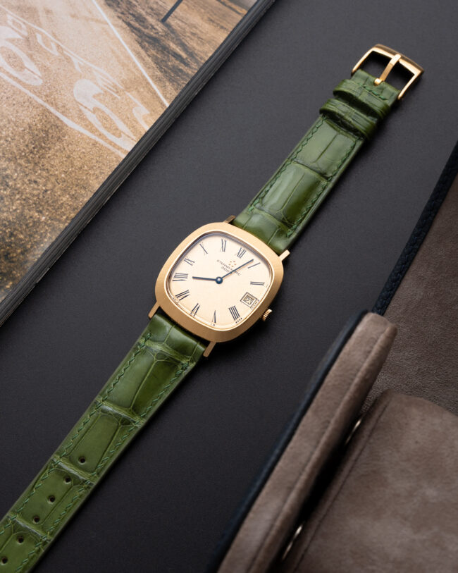 Glossy Moss Green Alligator Signature Strap12