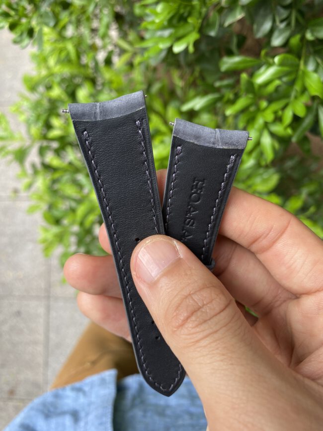 Grey Nubuck Alligator (Curved) Strap6